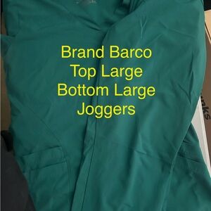 Barco Uniforms Women’s Scrub Top and Joggers — Hunter Green
